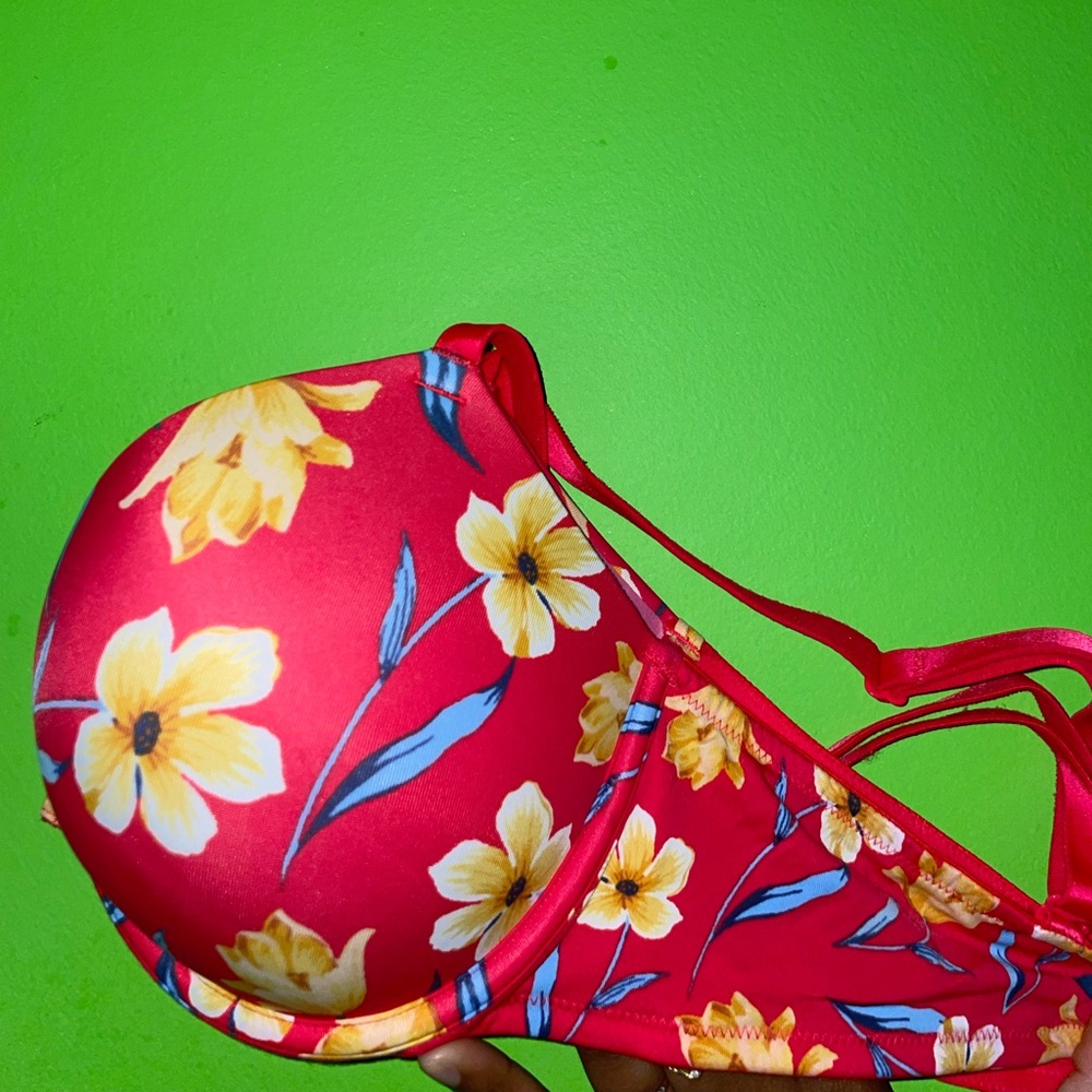 PINK BRA